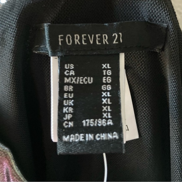 NWT Forever 21 Metallic Silver Draped Halter Top - Picture 3 of 6